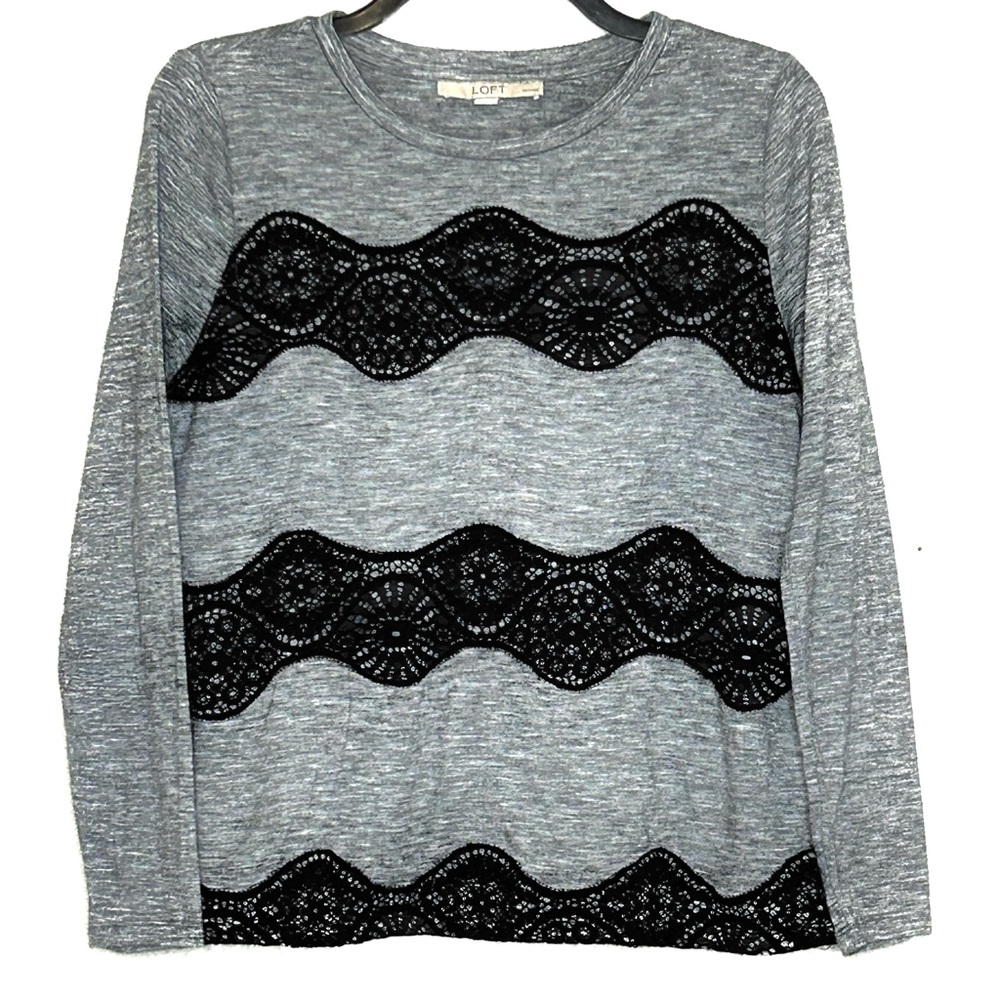 Ann Taylor Loft Medium Petite Gray With Black Embroidered Long Sleeve Blouse